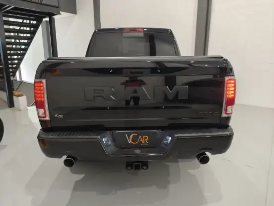 RAM-CLASSIC-5.7 V8 GASOLINA LARAMIE NIGHT EDITION CD 4X4 AUTOMÁTICO RAM-CLASSIC-2022