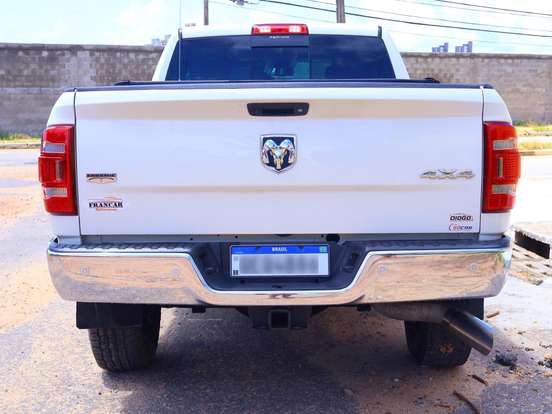 RAM-2500-6.7 LARAMIE 4X4 CD I6 TURBO DIESEL 4P AUTOMÁTICO RAM-2500-2018