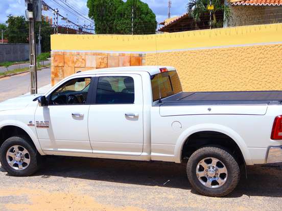RAM-2500-6.7 LARAMIE 4X4 CD I6 TURBO DIESEL 4P AUTOMÁTICO RAM-2500-2018