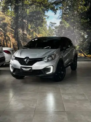 RENAULT-CAPTUR-2018