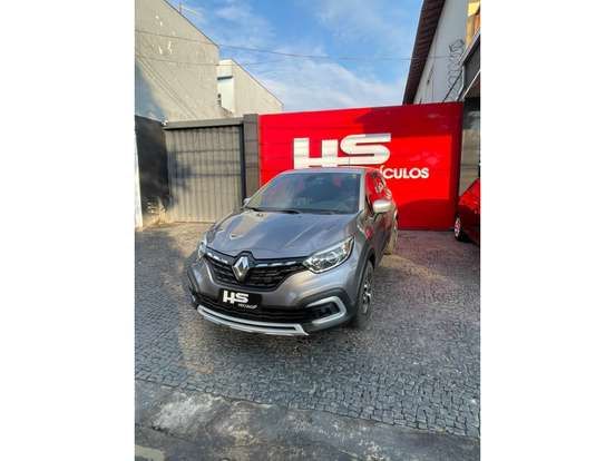 RENAULT-CAPTUR-2021
