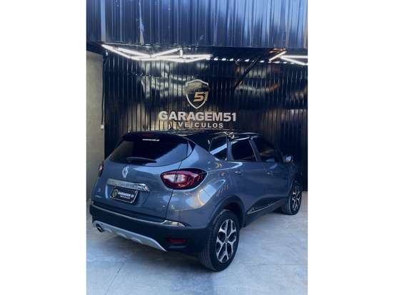 RENAULT-CAPTUR-2017