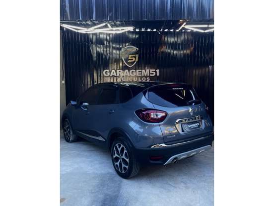 RENAULT-CAPTUR-2017