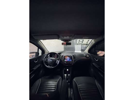 RENAULT-CAPTUR-2017