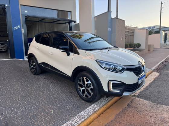 RENAULT CAPTUR 1.6 16V SCE FLEX LIFE X-TRONIC