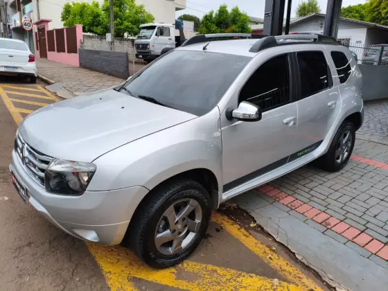 RENAULT DUSTER 1.6 TECH ROAD 4X2 16V FLEX 4P MANUAL