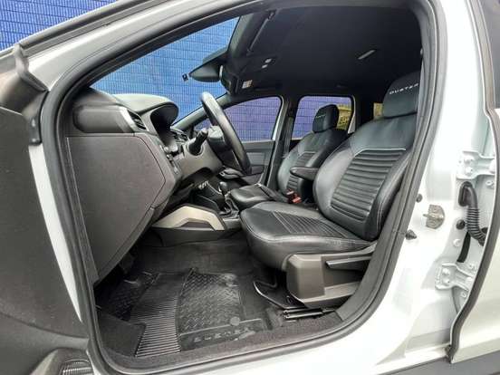 RENAULT-DUSTER-2020