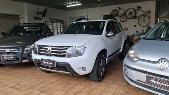RENAULT DUSTER 2.0 DYNAMIQUE 4X2 16V FLEX 4P AUTOMÁTICO