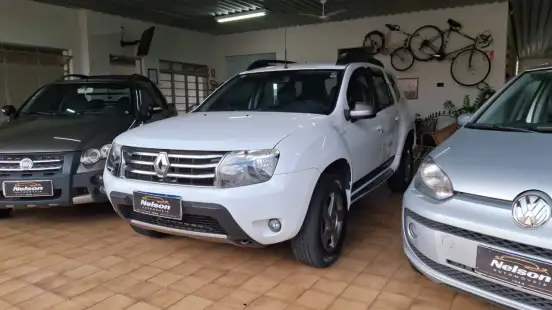 RENAULT-DUSTER-2.0 DYNAMIQUE 4X2 16V FLEX 4P AUTOMÁTICO RENAULT-DUSTER-2015