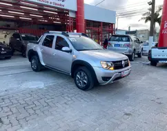 RENAULT DUSTER 2.0 16V HI-FLEX DYNAMIQUE AUTOMÁTICO RENAULT DUSTER 2.0 16V HI-FLEX DYNAMIQUE AUTOMÁTICO