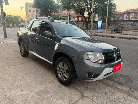 RENAULT DUSTER OROCH 2.0 16V HI-FLEX DYNAMIQUE AUTOMÁTICO