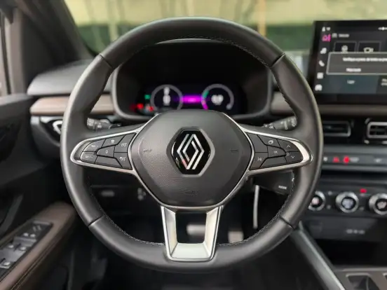 RENAULT-KARDIAN-2025