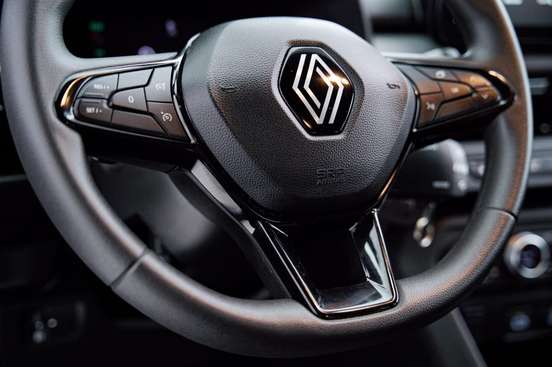 RENAULT-KARDIAN-2024