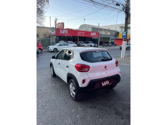 RENAULT-KWID-1.0 12V SCE FLEX ZEN MANUAL RENAULT-KWID-2023