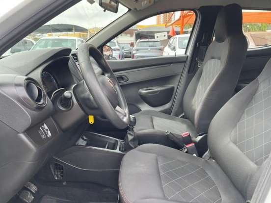 RENAULT-KWID-2024