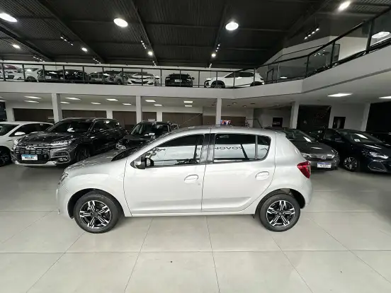 RENAULT-SANDERO-1.0 12V SCE FLEX EXPRESSION MANUAL RENAULT-SANDERO-2017