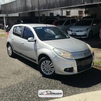 RENAULT SANDERO 1.6 PRIVILÉGE 16V FLEX 4P AUTOMÁTICO