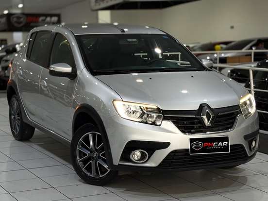 RENAULT-SANDERO-2019