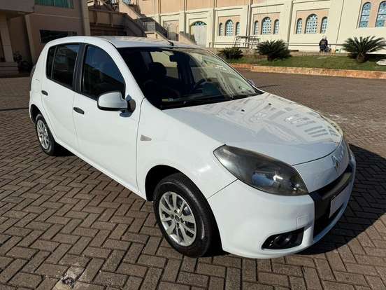RENAULT-SANDERO-1.0 EXPRESSION 16V FLEX 4P MANUAL RENAULT-SANDERO-2014