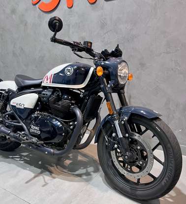 ROYAL ENFIELD-SHOTGUN 650 STENCIL WHITE-2025