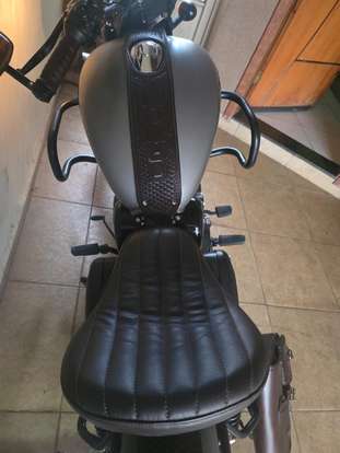 ROYAL ENFIELD-CLASSIC 350-2024