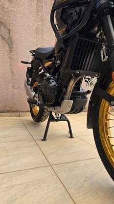 ROYAL ENFIELD-HIMALAYAN 450 HANLE BLACK-2025