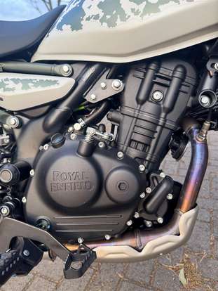 ROYAL ENFIELD-HIMALAYAN 450 KAMET WHITE-2025
