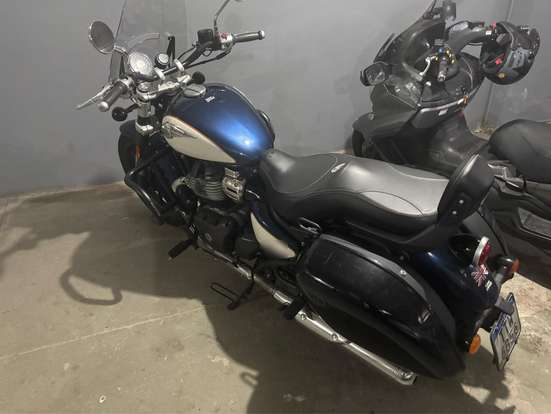 ROYAL ENFIELD-METEOR 650 ASTRAL-2025