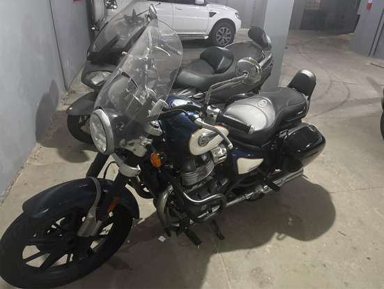 ROYAL ENFIELD-METEOR 650 ASTRAL-2025