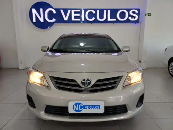 TOYOTA-COROLLA-2012