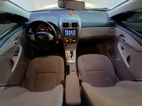 TOYOTA-COROLLA-2012