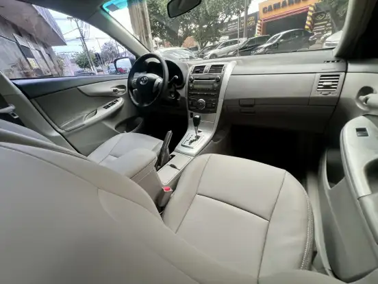 TOYOTA-COROLLA-1.8 GLI 16V FLEX 4P AUTOMÁTICO TOYOTA-COROLLA-2011