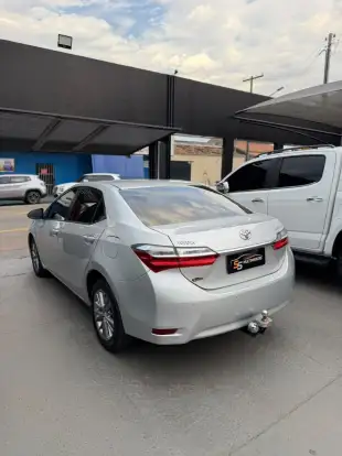 TOYOTA-COROLLA-2017