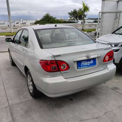 TOYOTA-COROLLA-2004