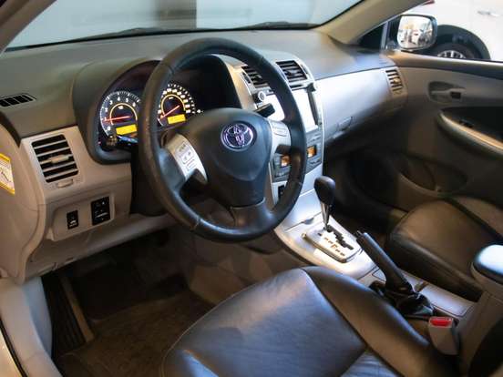 TOYOTA-COROLLA-1.8 GLI 16V FLEX 4P AUTOMÁTICO TOYOTA-COROLLA-2012