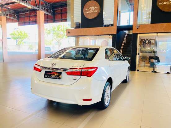 TOYOTA-COROLLA-2016
