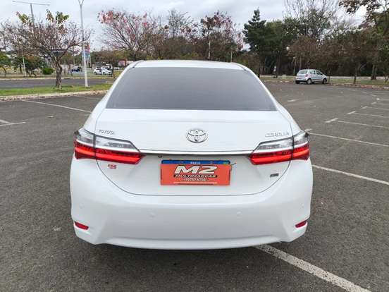 TOYOTA-COROLLA-1.8 GLI UPPER 16V FLEX 4P AUTOMÁTICO TOYOTA-COROLLA-2017