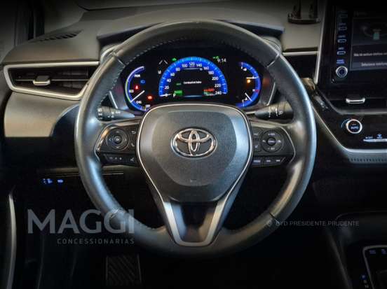 TOYOTA-COROLLA-2021