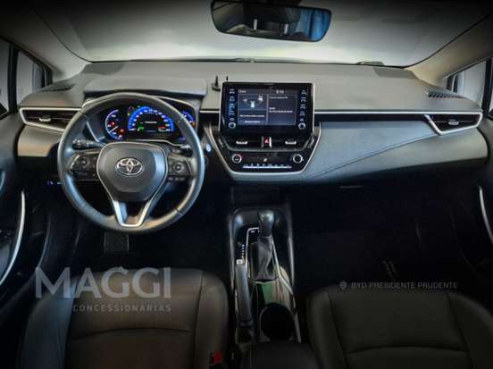 TOYOTA-COROLLA-2021