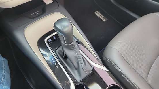 TOYOTA-COROLLA-2023