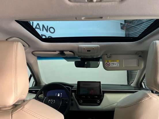 TOYOTA-COROLLA-2024