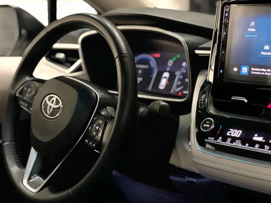 TOYOTA-COROLLA-2024