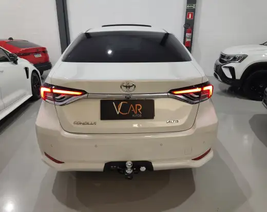 TOYOTA-COROLLA-2025