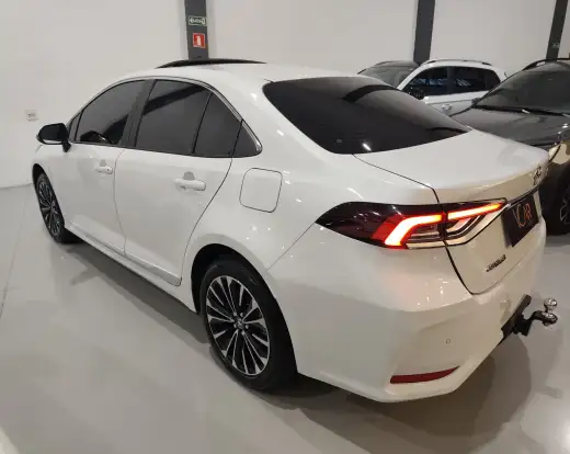 TOYOTA-COROLLA-2025