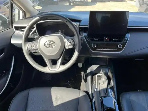 TOYOTA-COROLLA-2025