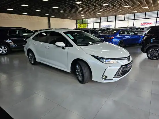 TOYOTA-COROLLA-2025