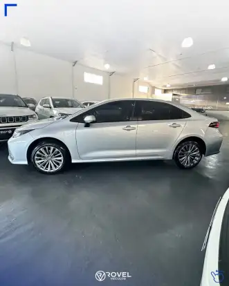 TOYOTA-COROLLA-2024