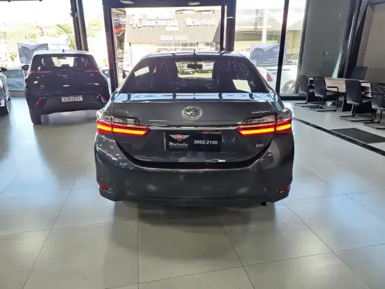 TOYOTA-COROLLA-2018