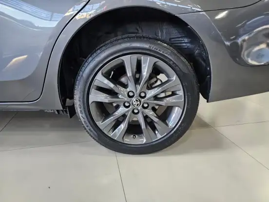 TOYOTA-COROLLA-2018