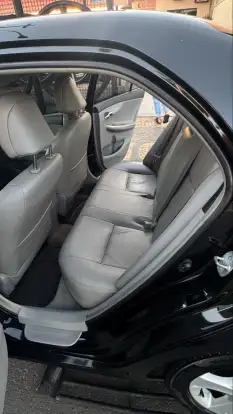 TOYOTA-COROLLA-2011